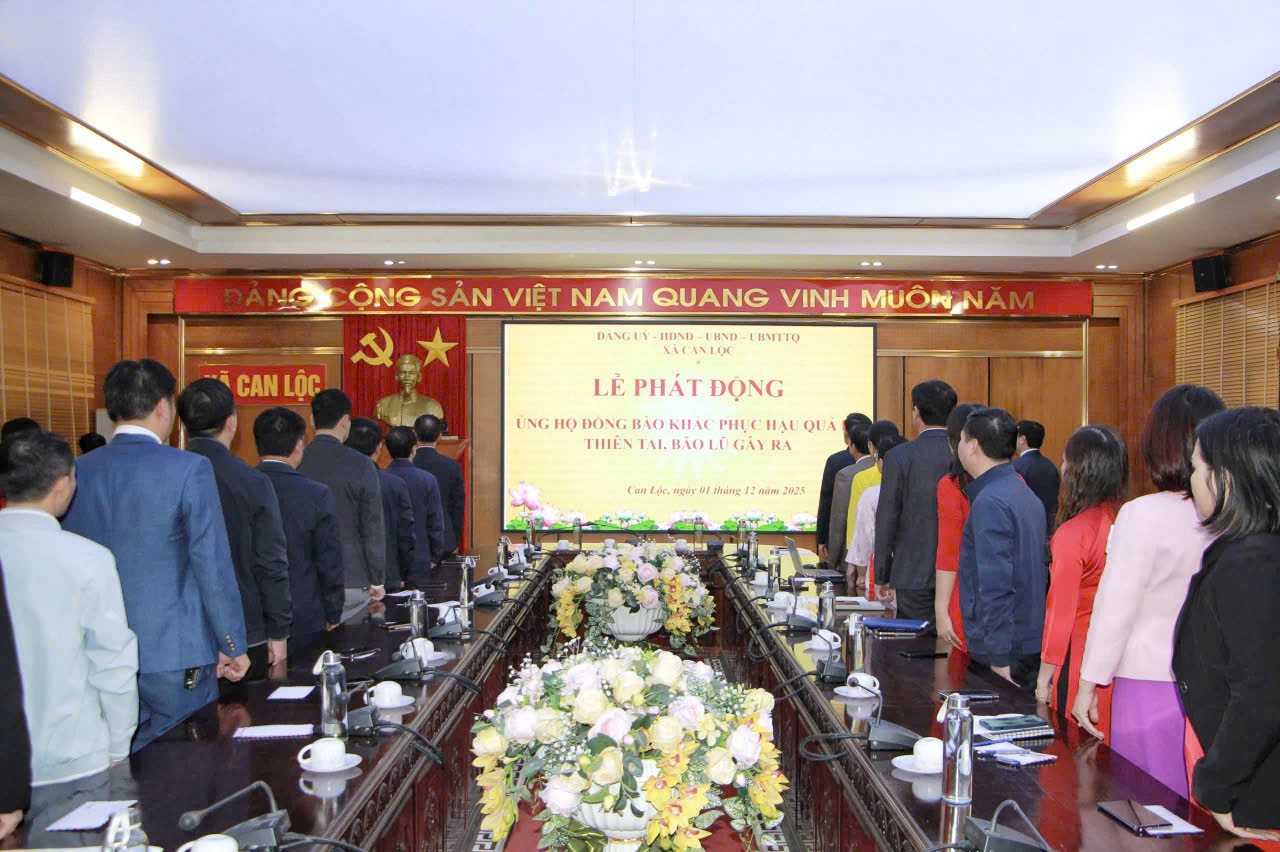 Xã Can Lộc phát động quyên góp ủng hộ đồng bào bị thiệt hại do bão, lũ