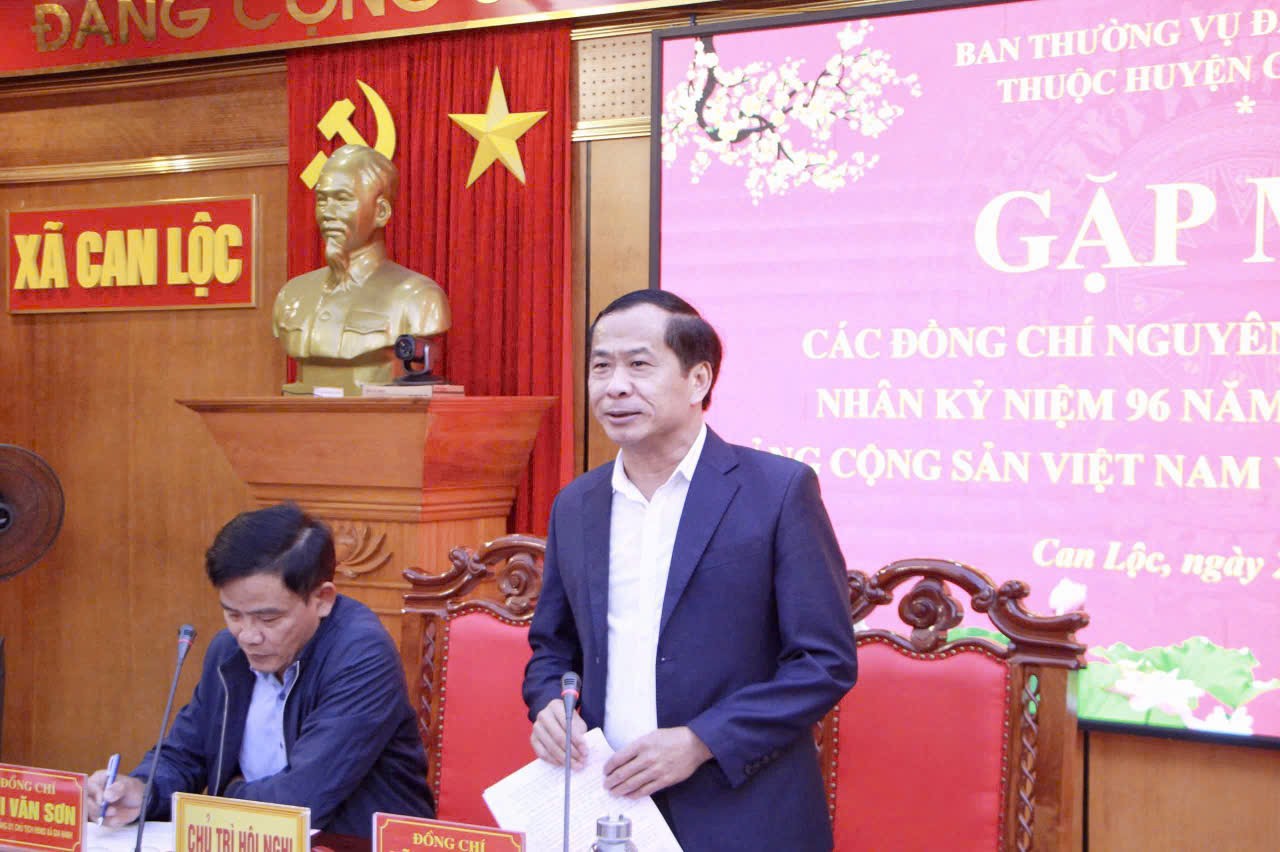 Gặp mặt lãnh đạo tiền nhiệm nhân kỷ niệm 96 năm Ngày thành lập Đảng Cộng sản Việt Nam (03/02/1930 – 03/02/2026), mừng Xuân Bính Ngọ 2026