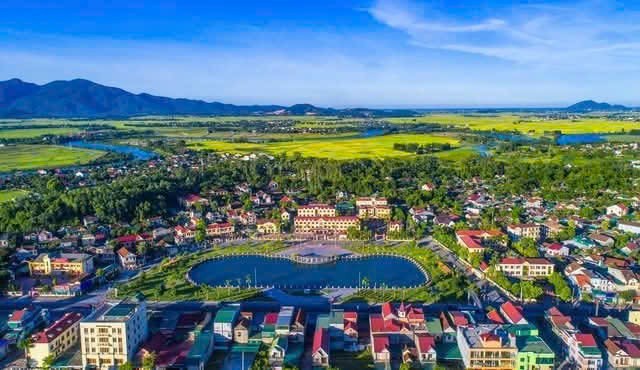 Can Lộc rực rỡ đón chào xuân mới 