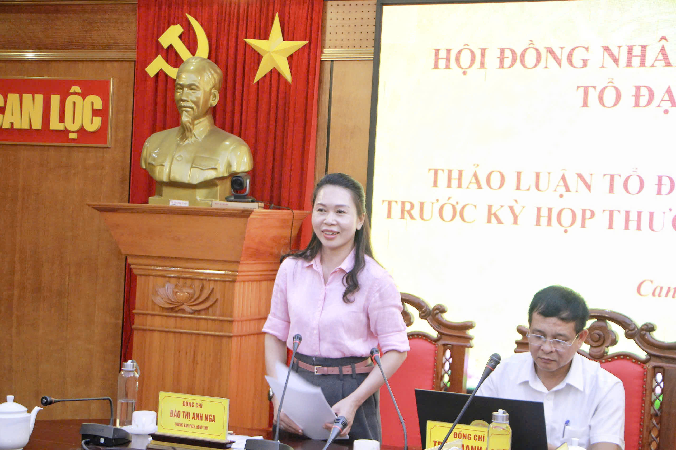 Đại biểu HĐND xã đơn vị bầu cử số  7 tiếp xúc cử tri