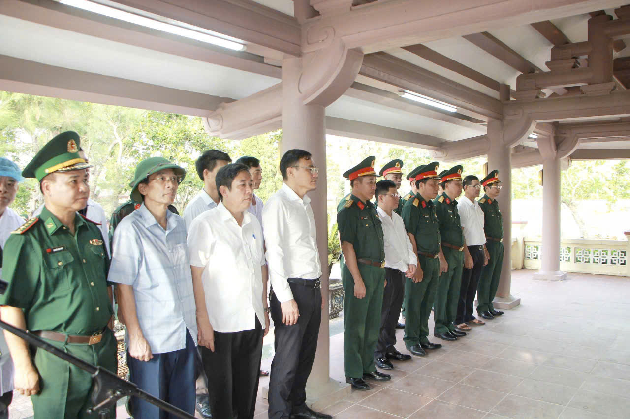 Hà Tĩnh khởi động "Chiến dịch 500 ngày đêm tìm kiếm, quy tập và xác định danh tính hài cốt liệt sĩ"