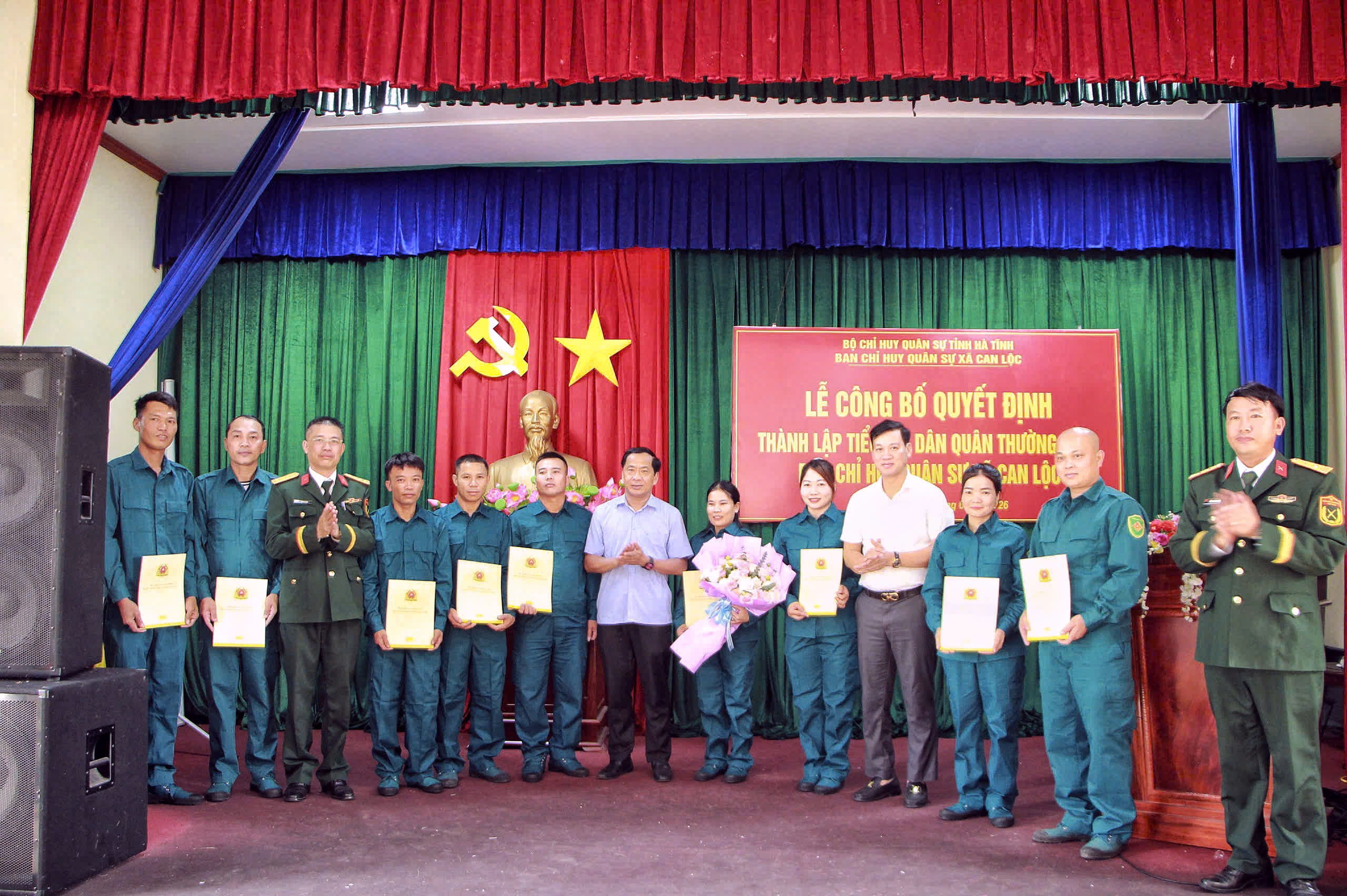 Xã Can Lộc tổ chức  hội nghị sơ kết công tác quân sự, quốc phòng và ra mắt tiểu đội dân quân thường trực