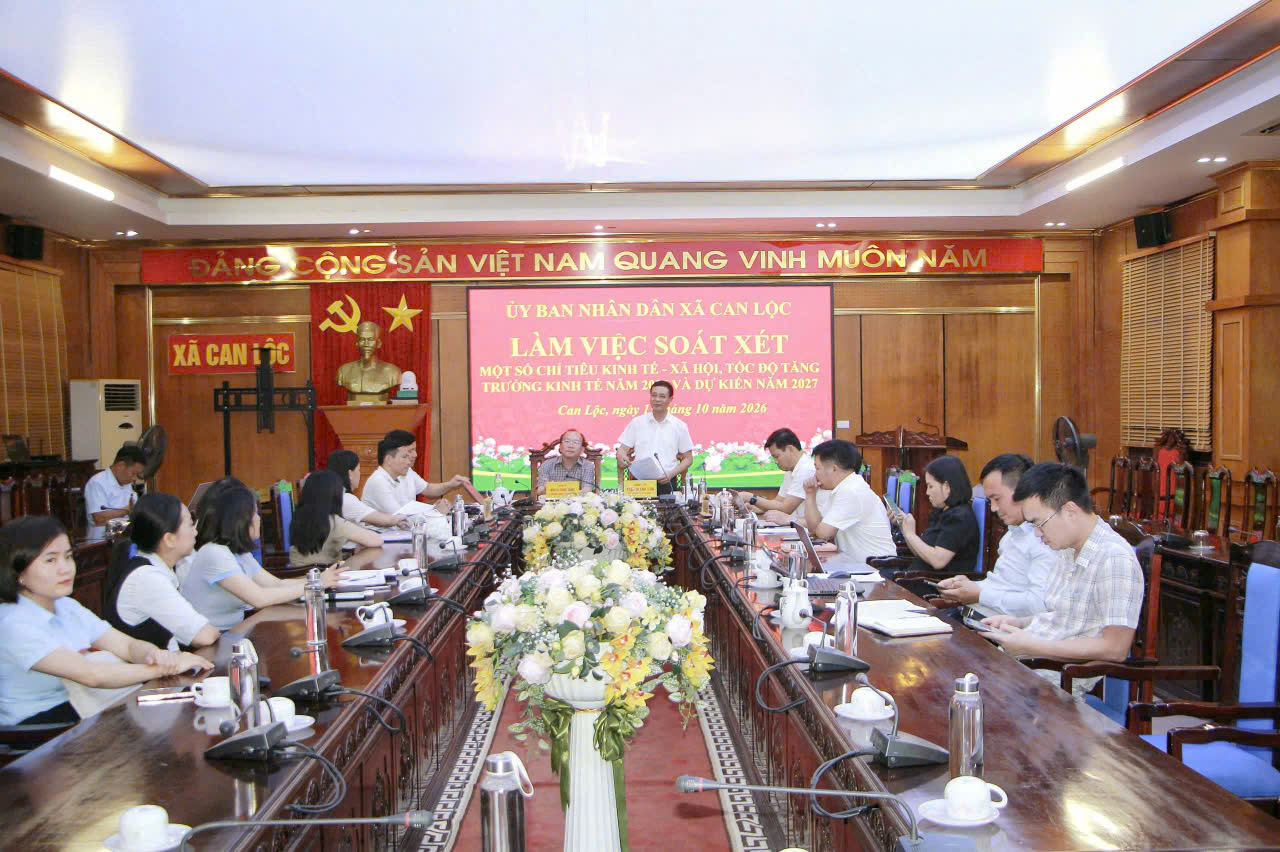 Can Lộc soát xét một số chỉ tiêu kinh tế - xã hội, đánh giá tốc độ tăng trưởng kinh tế năm 2026 và dự kiến kế hoạch năm 2027