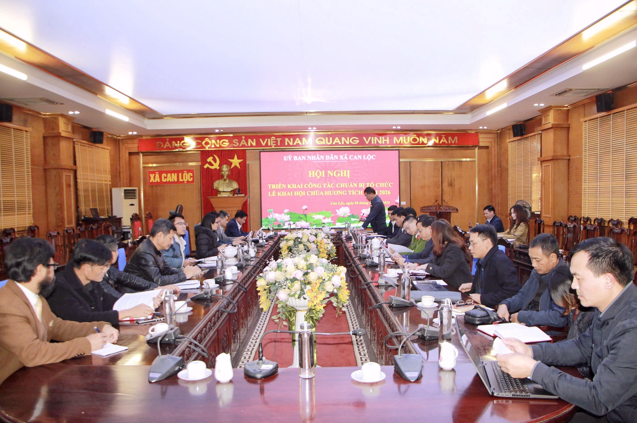 Hội nghị triễn khai công tác chuẩn bị tổ chức khai hội chùa Hương Tích mở đầu năm du lịch Hà Tĩnh 2026