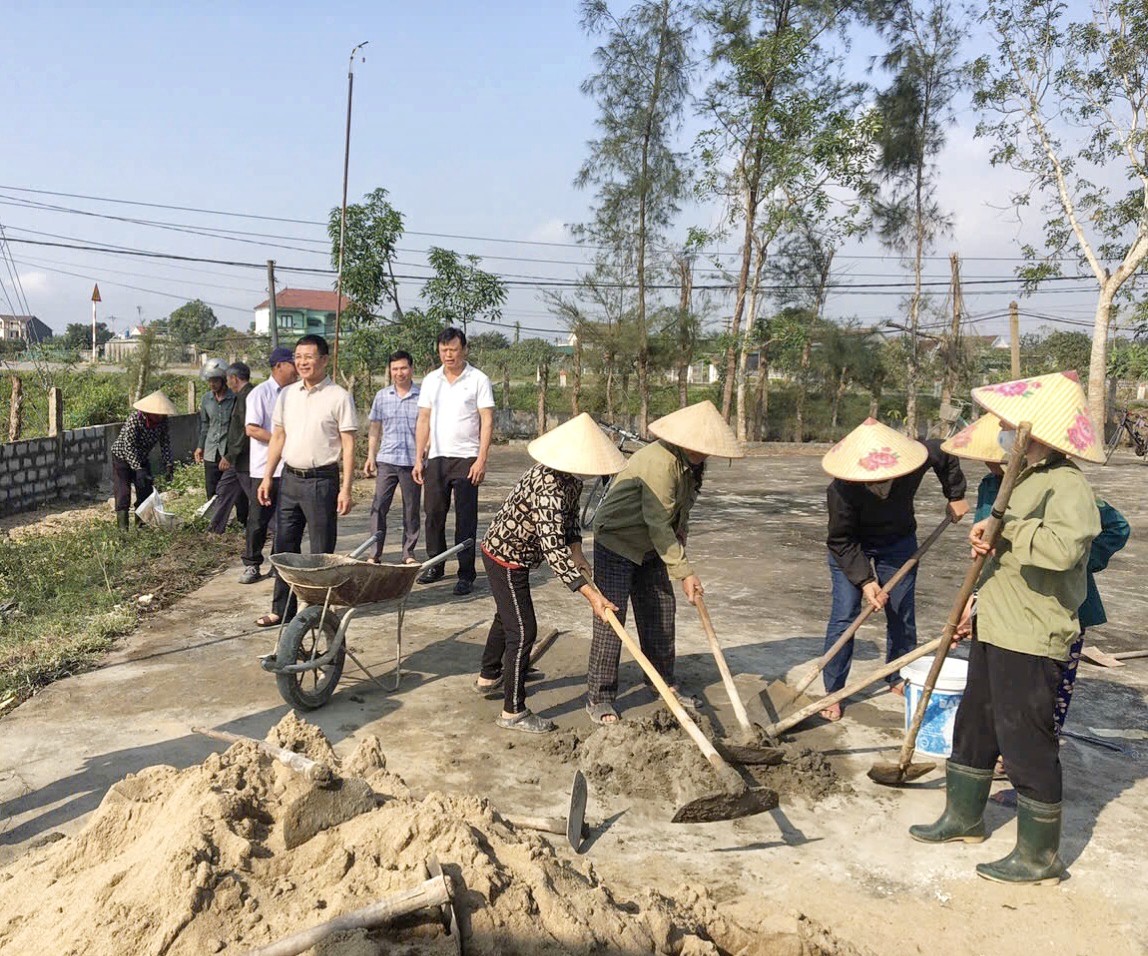 Thôn Đoài Duyệt ra quân xây dựng NTM  